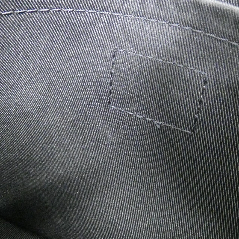 Túi xách Louis Vuitton Monogram Eclipse (Phòng có tầm nhìn) Pochette To Go M81848 615740