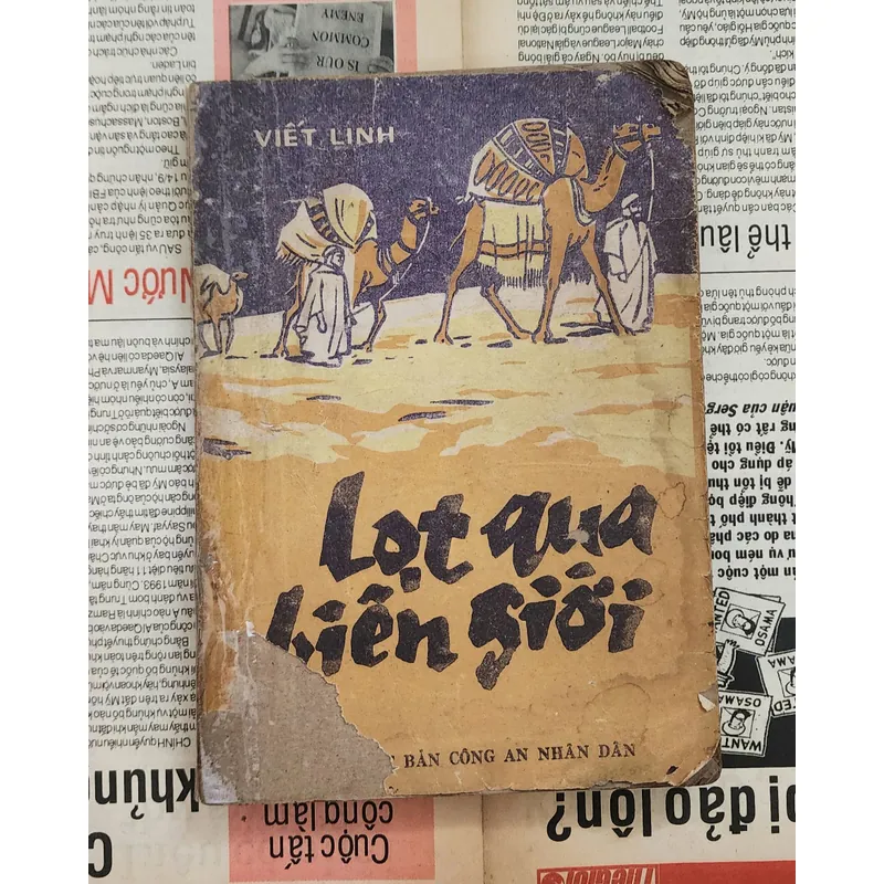 Truyện tình báo của tác giả Viết Linh - LỌT QUA BIÊN GIỚI 708745