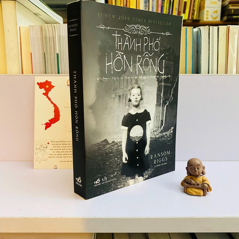 THÀNH PHỐ HỒN RỖNG (bìa mềm) -RANSOM RIGGS 274917