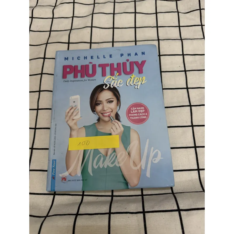 Phù thủy sắc đẹp  701466