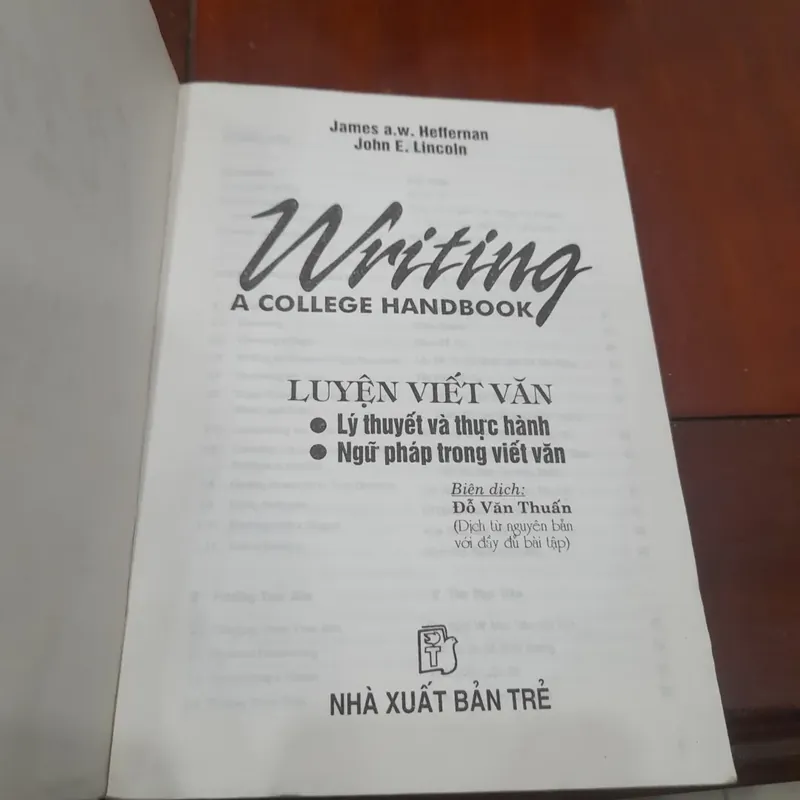 James A.w. Heffernan, John E. Lincoln - WRITING (luyện viết văn) 590929