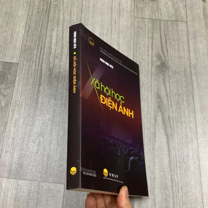 Xã hội học điện ảnh.  747242