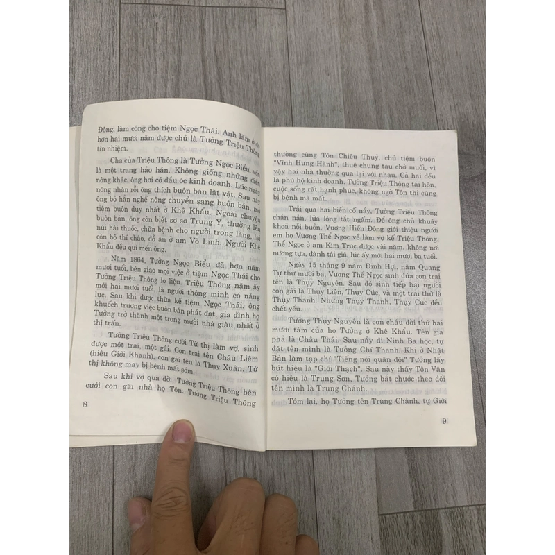 Gia đình họ tưởng, truyện tình của tưởng giới thạch. 3a4 552795