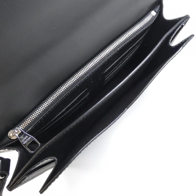 Túi xách Louis Vuitton Epi Pochette Thames M42742 608415