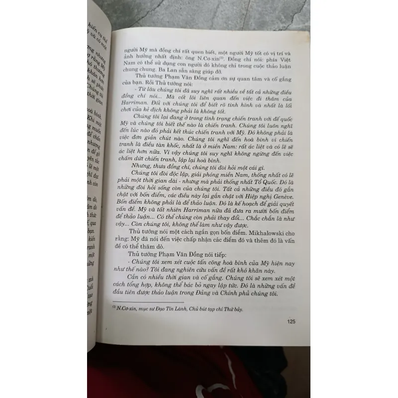 CÁC CUỘC THƯƠNG LƯỢNG LÊ ĐỨC THỌ KISSINGER TẠI PARIS - LƯU VĂN LỢI 740355