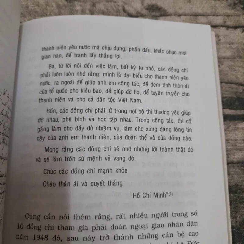 Thư riêng của BÁC HỒ. Biên soạn Trần Quân Ngọc 748494