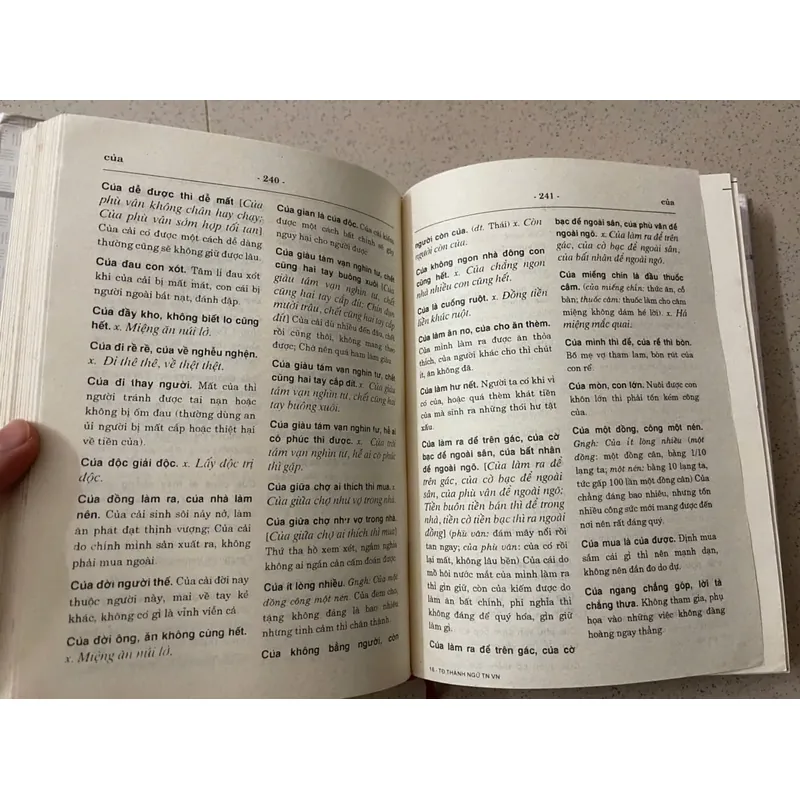 Từ Điển Thành Ngữ và Tục Ngữ Việt Nam 715171