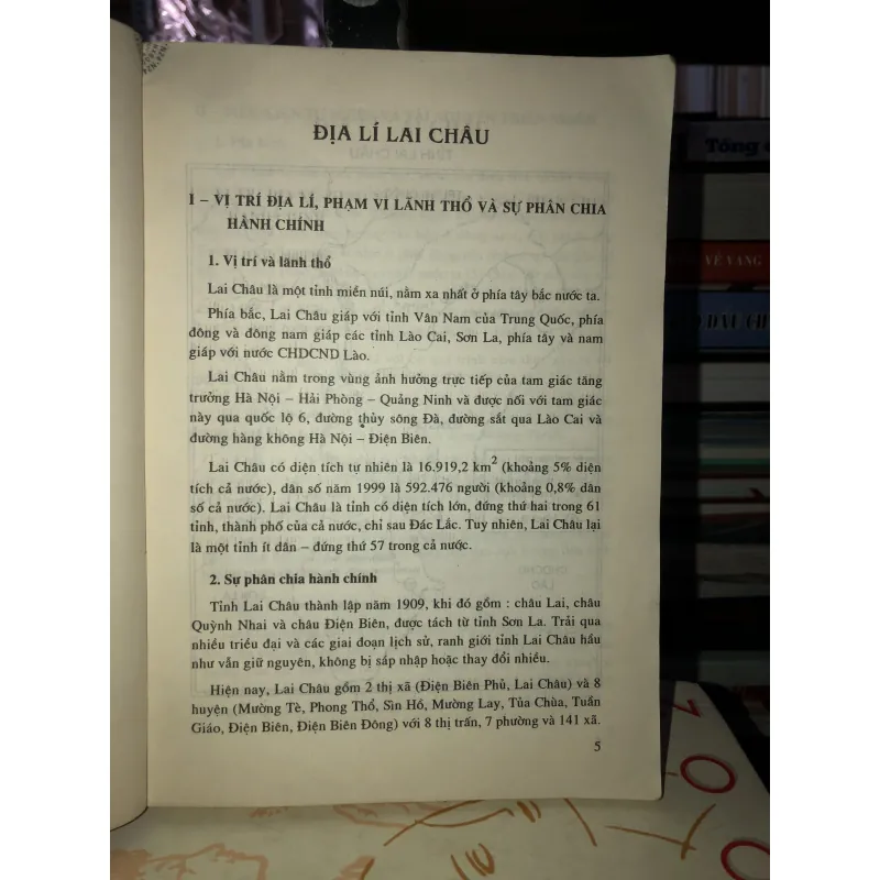 Địa lí các tỉnh và thành phố Việt Nam tập ba Các tỉnh vùng Tây Bắc và vùng Bắc Trung Bộ 762646