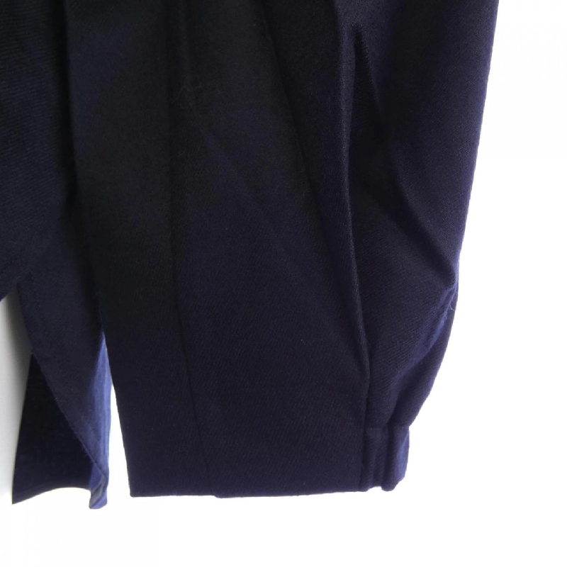 Thương hiệu Theory luxe - Áo top hàng hiệu Authentic 817023