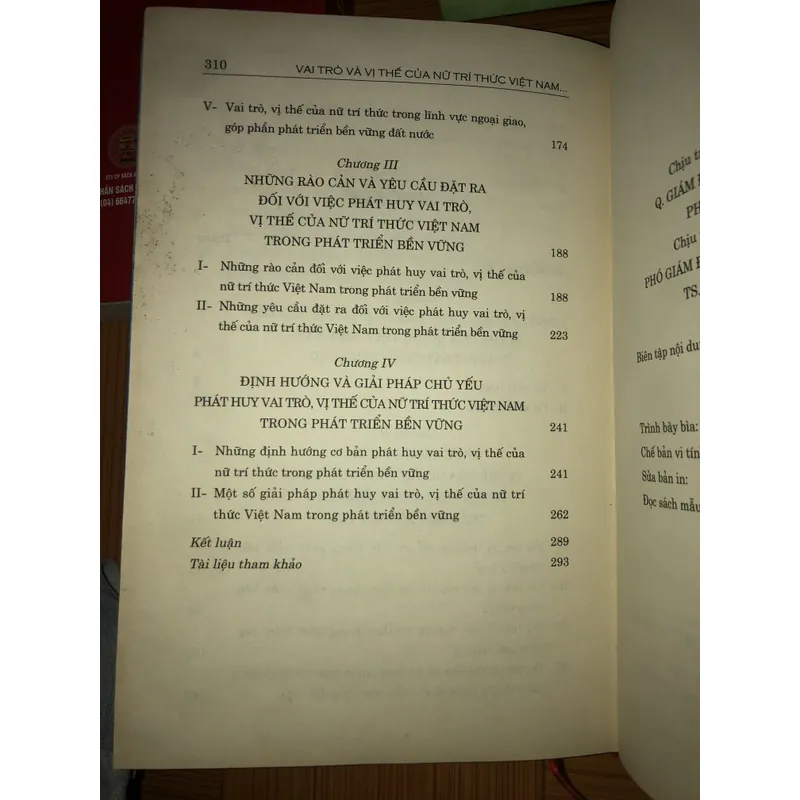 Vai trò và vị thế của nữ trí thức Việt Nam trong phát triển bền vững  721064