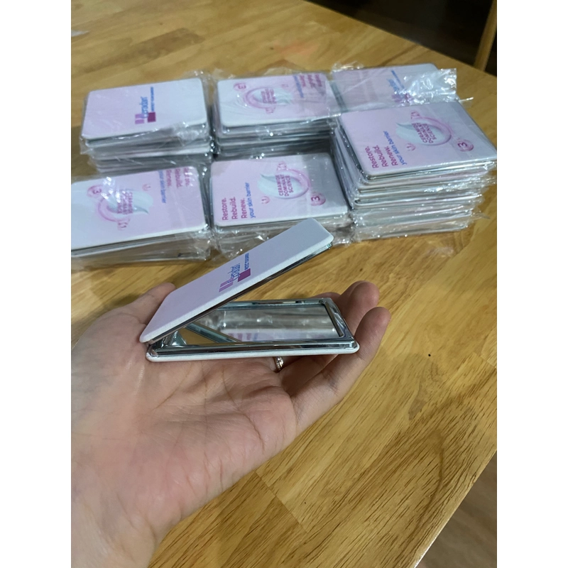 Gương Trang Điểm Mini Gấp Gọn 2 Mặt Soi – Gương Cầm Tay Xinh Xắn, Giá Rẻ 549861