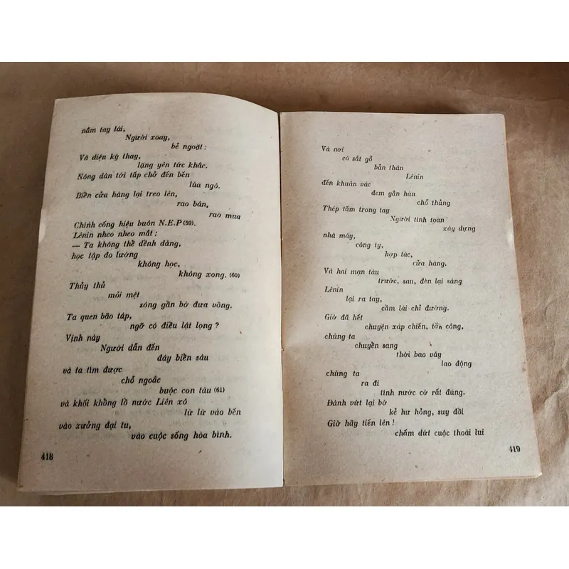 Cuộc đời và sự nghiệp của Vladimir Vladimirovich Mayakovsky, nhà thơ nổi tiếng người Nga 711610