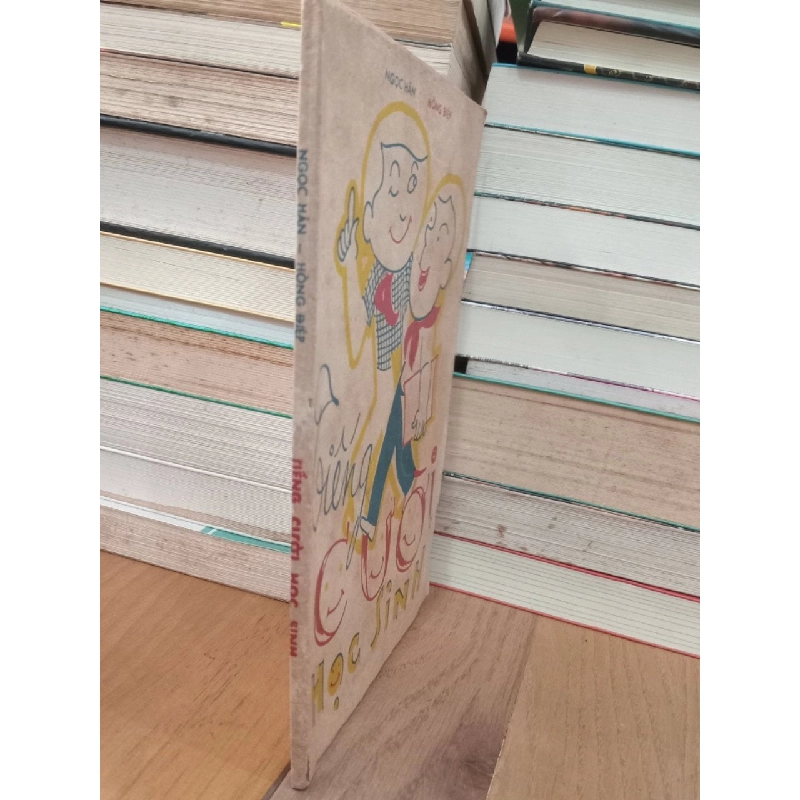 Tiếng cười học sinh - Ngọc Hân, Hồng Điệp 735296