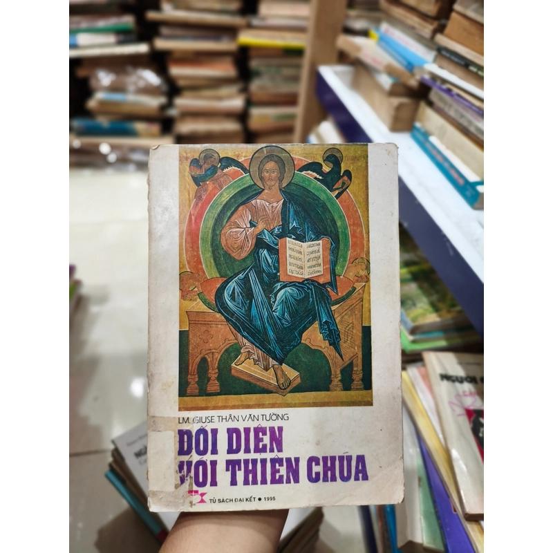 Đối diện với thiên chúa 🌱 463983