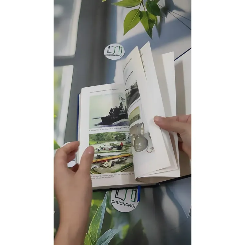 [MIỄN PHÍ BỌC SÁCH] Hải Quân Nhân Dân Việt Nam - Tài Trí, Dũng Cảm 990343