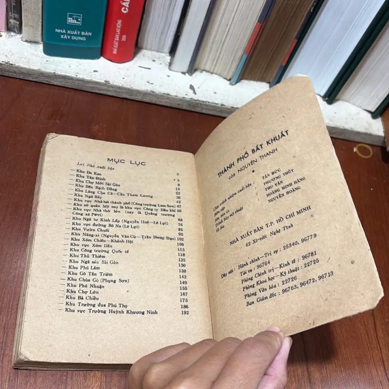 II Văn Học: Thành Phố Bất Khuất - Nguyên Thanh - 1984 763878