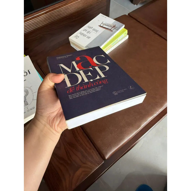 MẶC ĐẸP ĐỂ THÀNH CÔNG – Nishimura Yukiko- K4 1023779