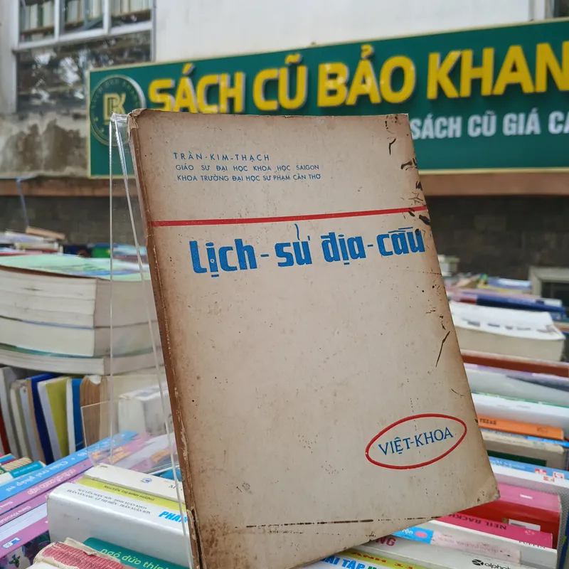 LỊCH SỬ ĐỊA CẦU - Trần Kim Thạch 697832