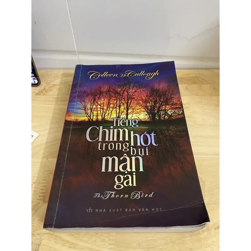 Tiếng chim hót trong bụi mận gai  735548