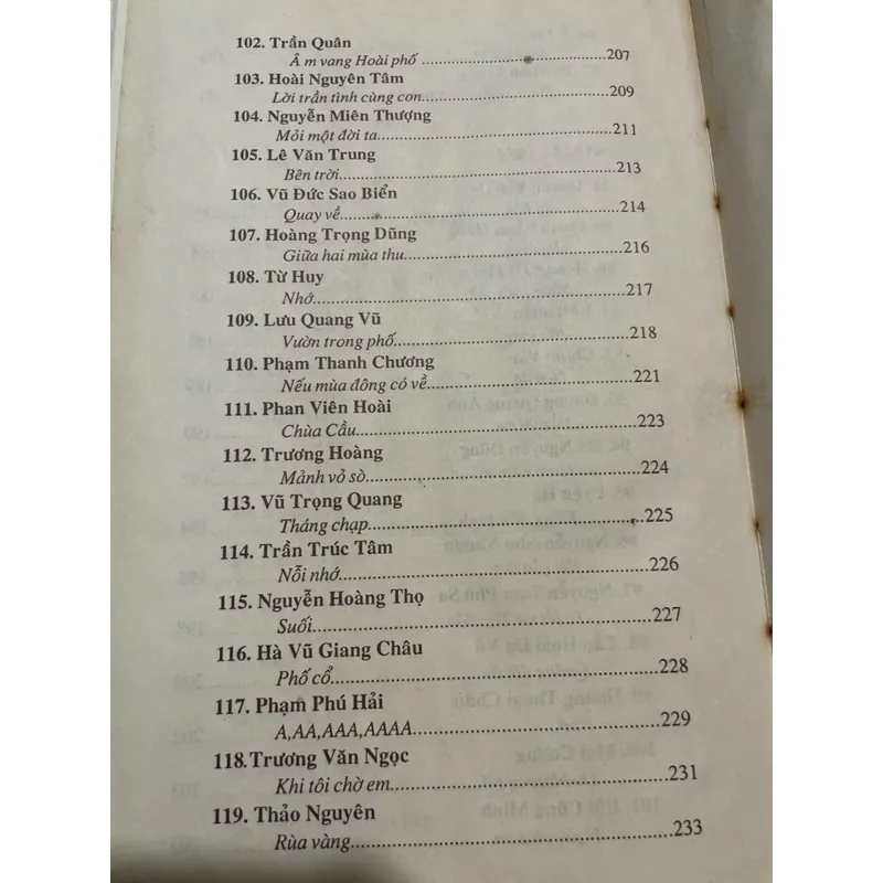 Tuyển tập thơ Quảng Nam: CHƯA MƯA ĐÃ THẤM; sách bìa cứng, khổ lớn  559338