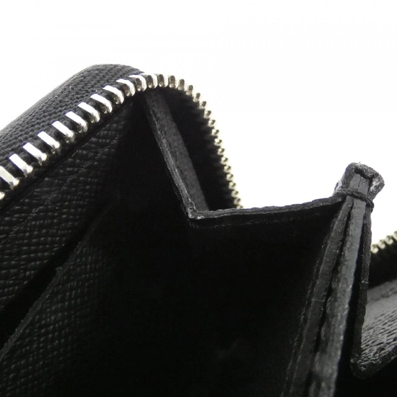 Ví tiền xu Louis Vuitton Taiga Zippy M30511 - Hàng hiệu chính hãng 769491