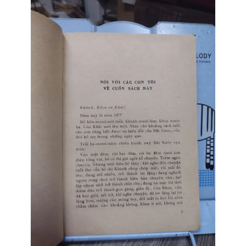 Sách: Tuổi thơ im lặng - TG: Duy Khán (A2) 751408