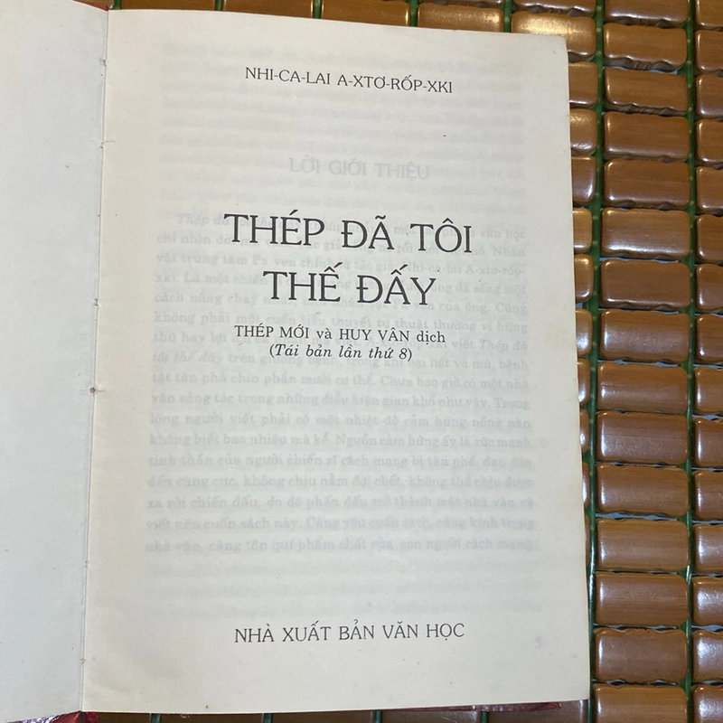 THÉP ĐÃ TÔI THẾ ĐẤY, NHICOLAI AXTOROPXKI, BẢN BÌA CỨNG (XB 2002) 526402