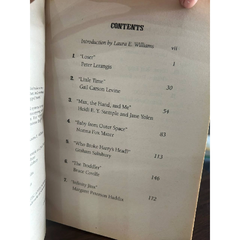 Unexpected: 11 Mysterious Stories - Laura E. Williams 933597