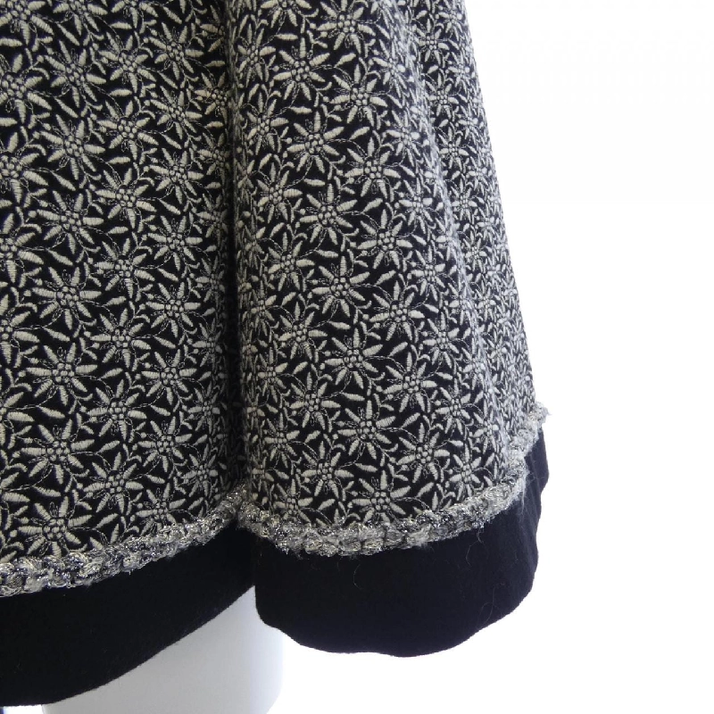 Áo khoác không cổ CHANEL P51898W05669 15A 630478