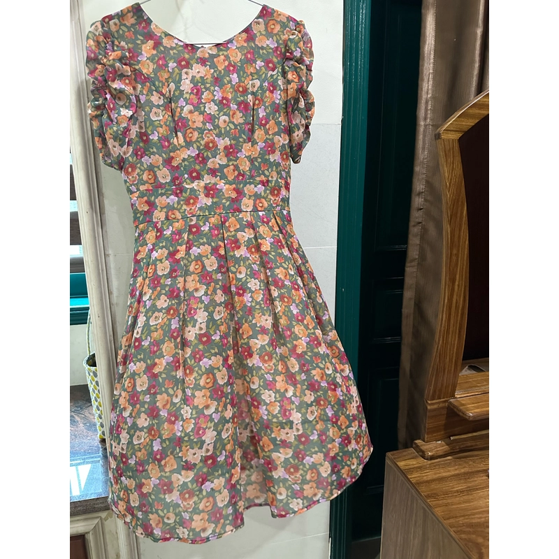 Đầm size M may theo số đo 90-72-92 507295