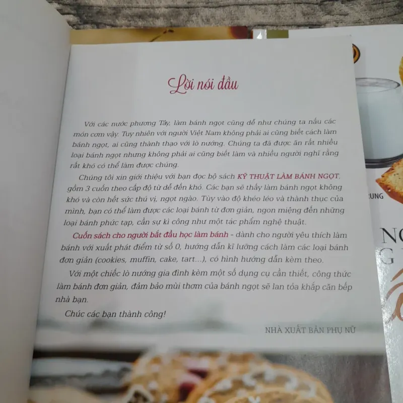 Bộ sách học kỹ năng LÀM BÁNH NGỌT BÁNH MỲ. 3 TẬP. Tác giả Đình Bình - Đình Trung 747735