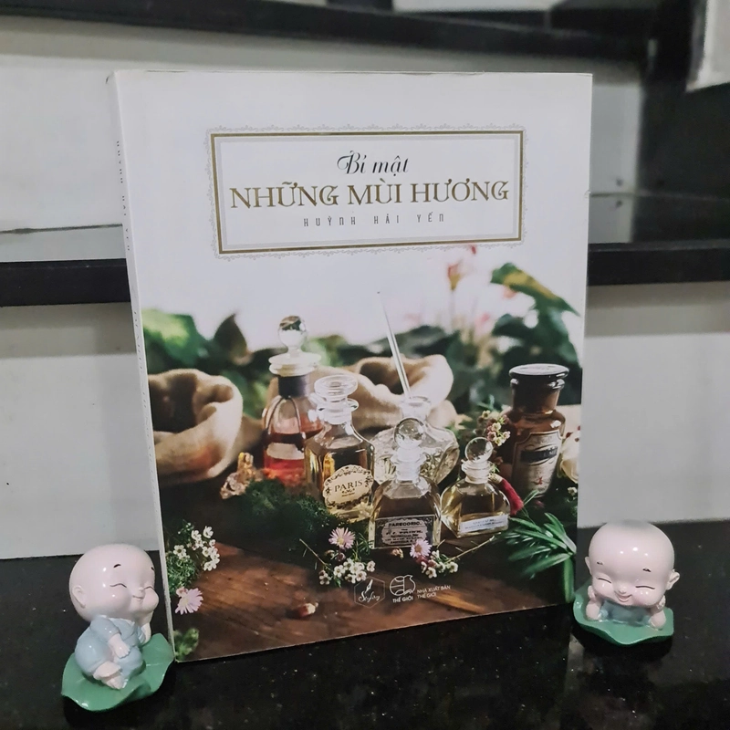 Sách Bí Mật Những Mùi Hương - Huỳnh Hải Yến 494116