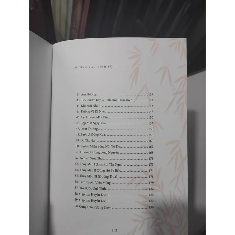 Đường vào tình sử thơ Đinh Hùng  731907