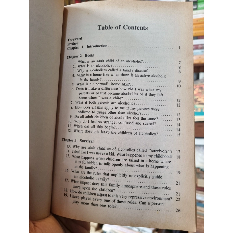 A GUIDE FOR ADULT Children, Parenting & Education Books	 OF ALCOHOLICS : Questions and answers to help you understand your past - Herbert L. Gravitz & Julie D. Bowden 362467
