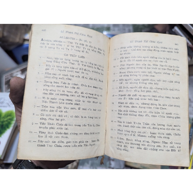 SÁCH LỄ - HIỆN TẠI 191979