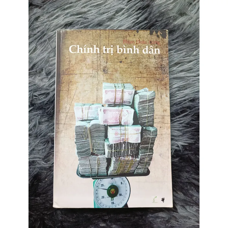 Chính trị bình dân 750701