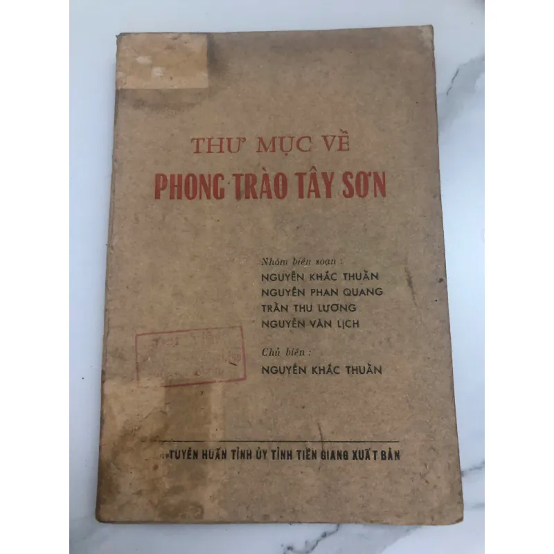 Thư mục về Phong trào Tây Sơn – Nhóm biên soạn (Chủ biên: Nguyễn Khắc Thuần) 600178