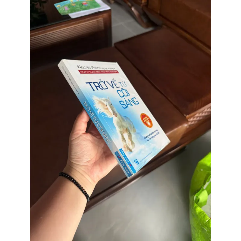 Trở Về Từ Cõi Sáng | Nguyên Phong- K5 1046212