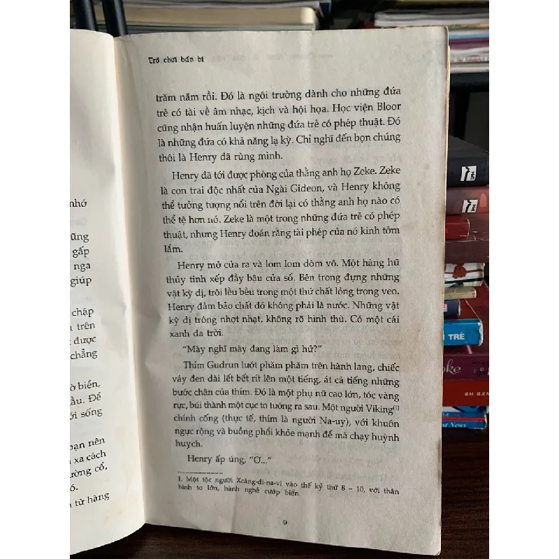 Charlie Bone và quả cầu xoắn thời gian – Jenny Nimmo (NXB Trẻ) 572254