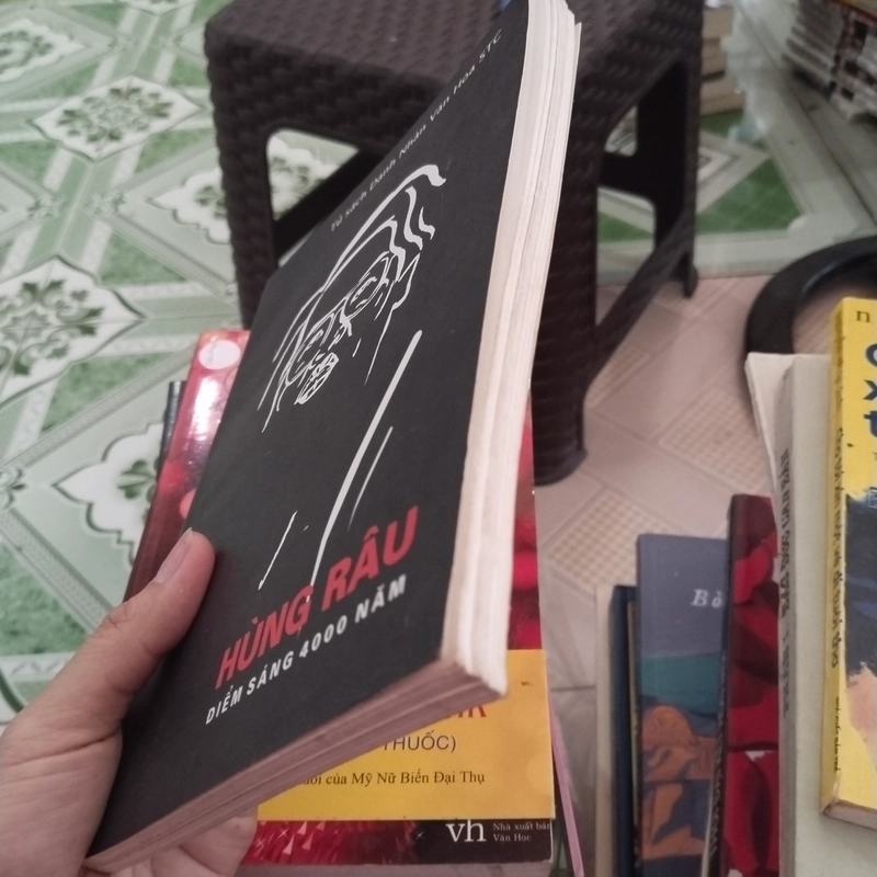 Hùng Râu  Điểm sáng 4000 năm  552180
