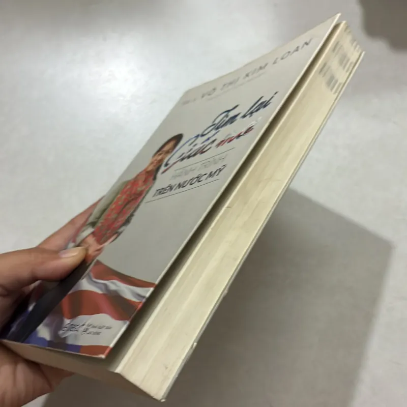 Tìm lại giấc mơ hành trình trên nước Mỹ - Võ Thị Kim Loan (t01) 750969