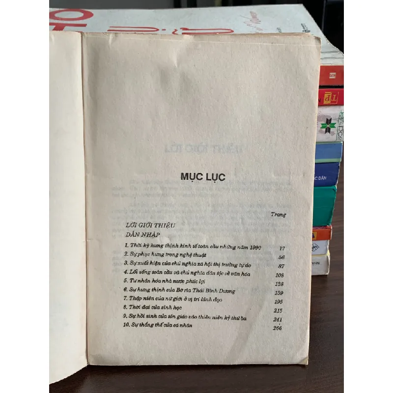 Các Xứ Thế Lớn Năm 2000 – John Naisbitt, Patricia Aburdene 558516