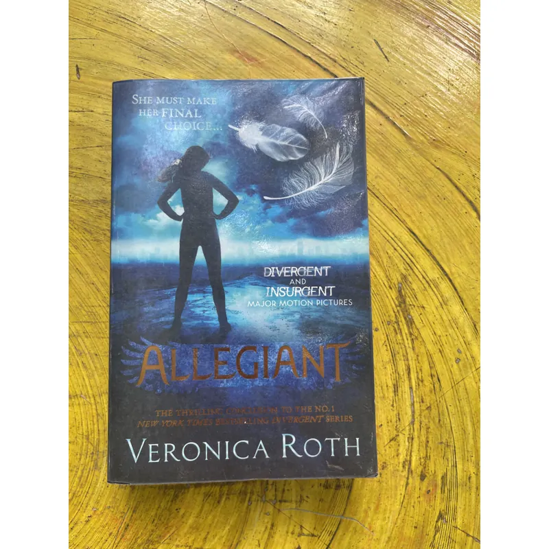 ALLECGIANT- VERONICA ROTH bìa xanh 596113