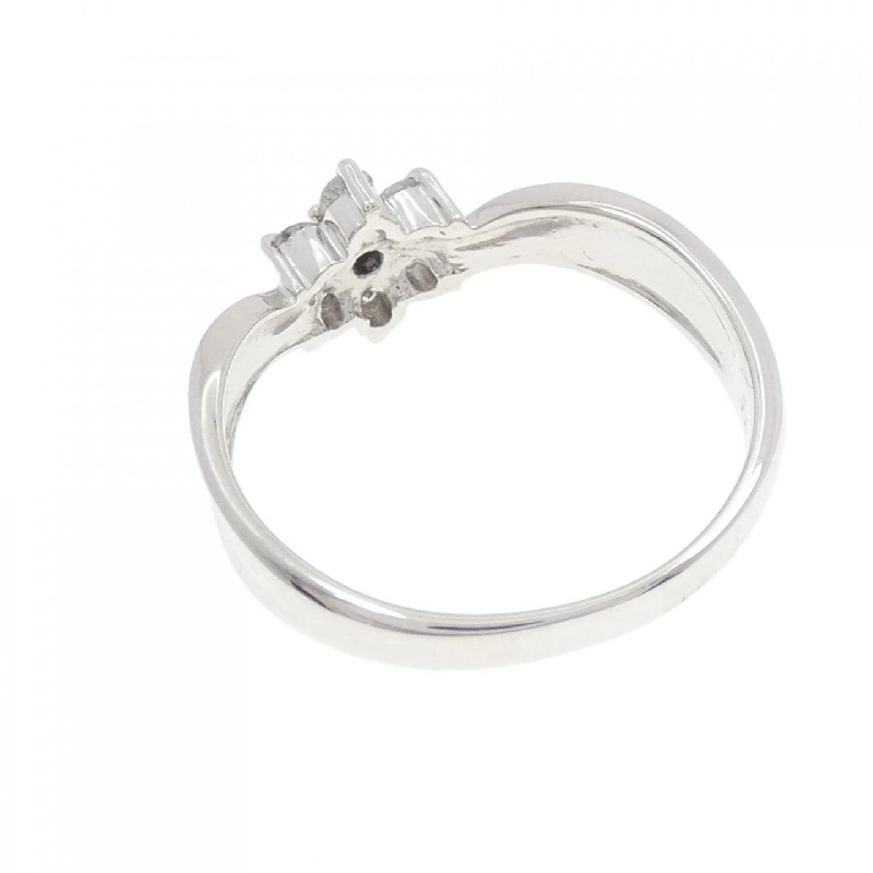 Nhẫn kim cương hoa PT900 0.23CT 671929