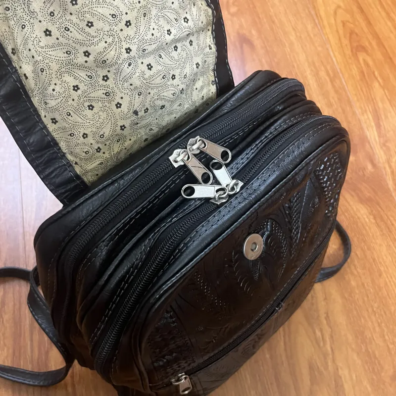 Balo nữ 24x32x11 da mộc khắc 2hand 992664