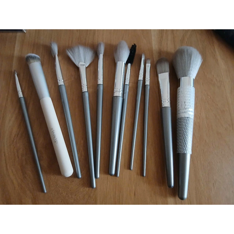 bộ cọ trang điểm 11 cây đầy đủ còn mới 508409