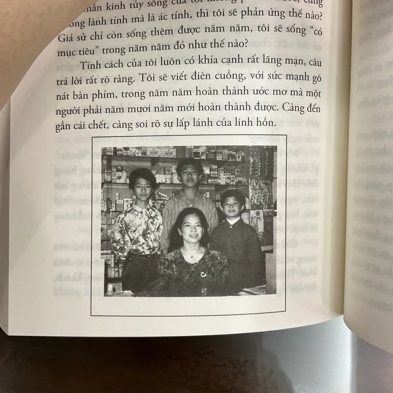 [GIA ĐÌNH] Mẹ, thơm một cái - Cửu Bả Đao 701449