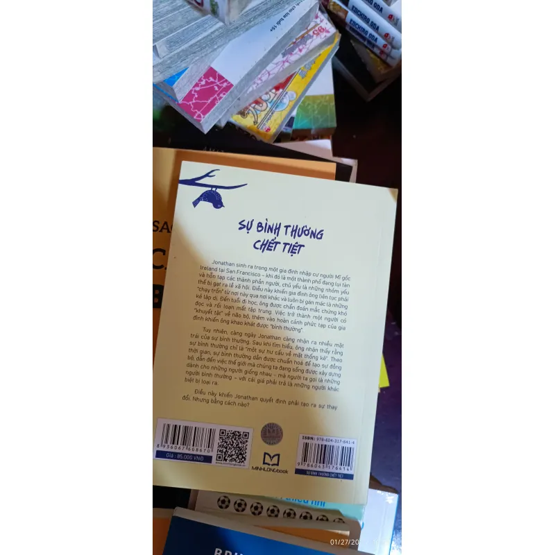 Sự bình thường chết tiệt - sách 786585
