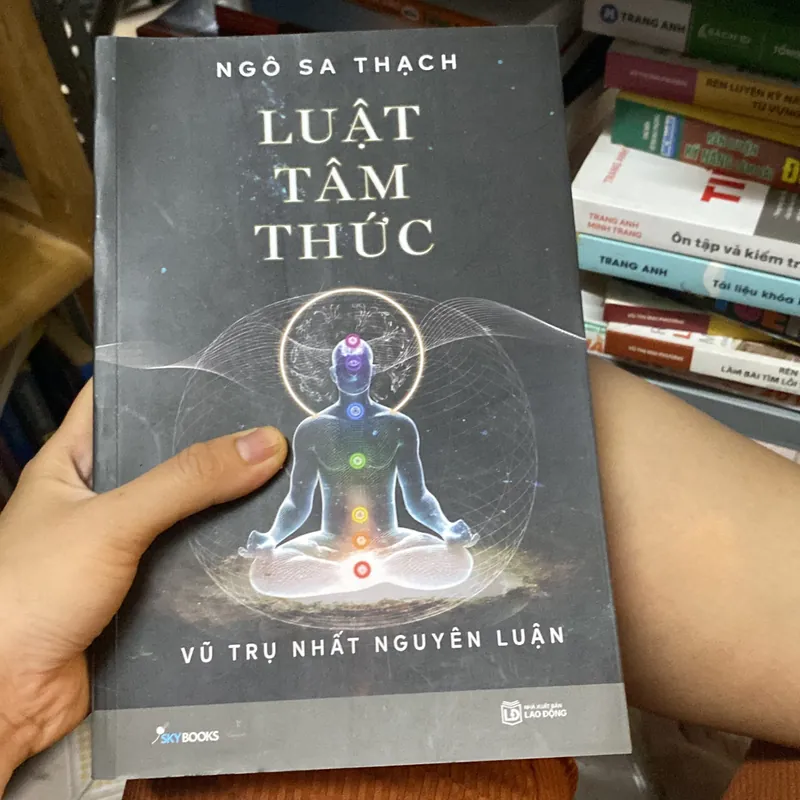 Luật tâm thức 2 bìa mềm Ngô Sa Thạch  567979
