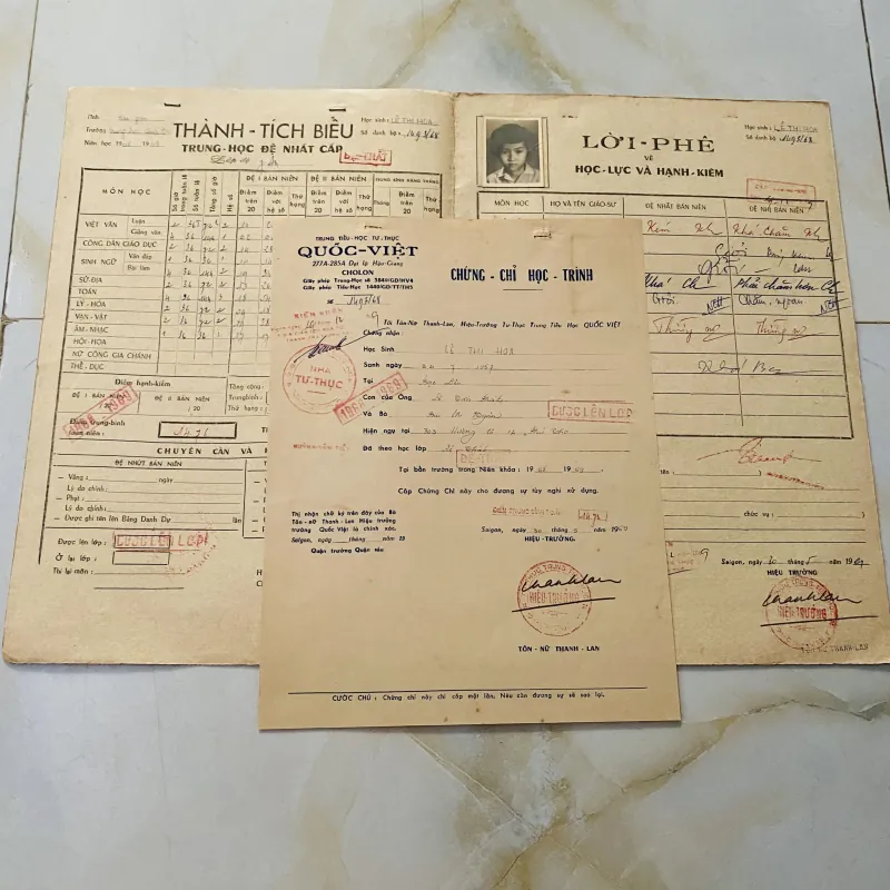 Bộ thành tích biểu xưa nữ sinh Trung học Chu Văn An Saigon và Trung học tư thục Quốc Việt 1013127